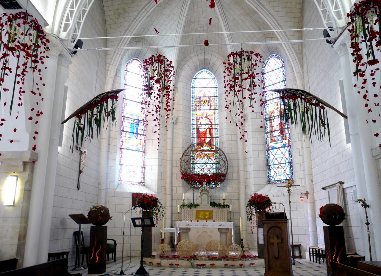 Intérieur église 